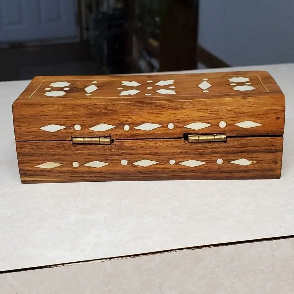 Handmade wooden trinket